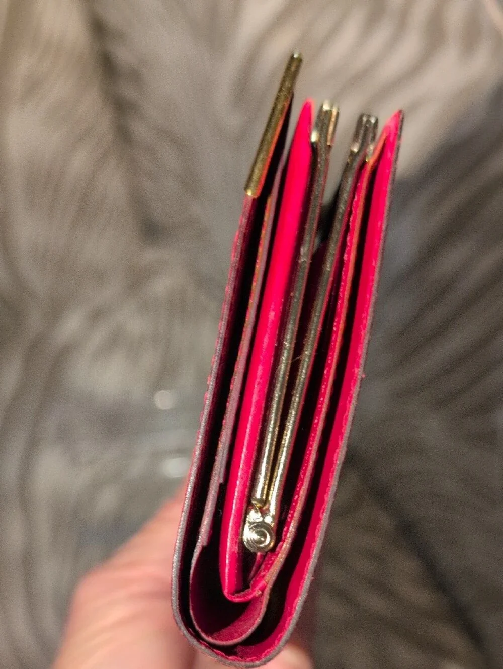 Vintage YSL Red Leather Wallet with Gold Corner Accents - Picture 12 of 12